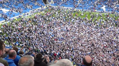 Pitch Invasion As Brighton Hove Albion Bhafc Promoted To Premier V