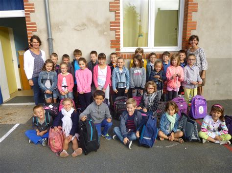 La Classe Des Ce1 Ecole Saint Michel Jeanne D Arc De Cugand