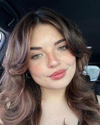 Alondra Larson AlondraVega21 Leaked Nude OnlyFans ShemaleLeaks