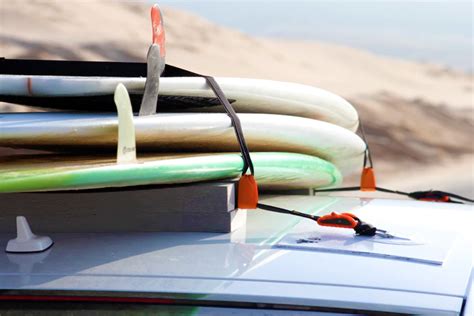 The world's first magnetic surfboard car rack