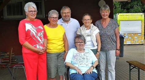 Offenburg Hauptversammlung Mit Neuwahlen Des Vorstands Helga Falk