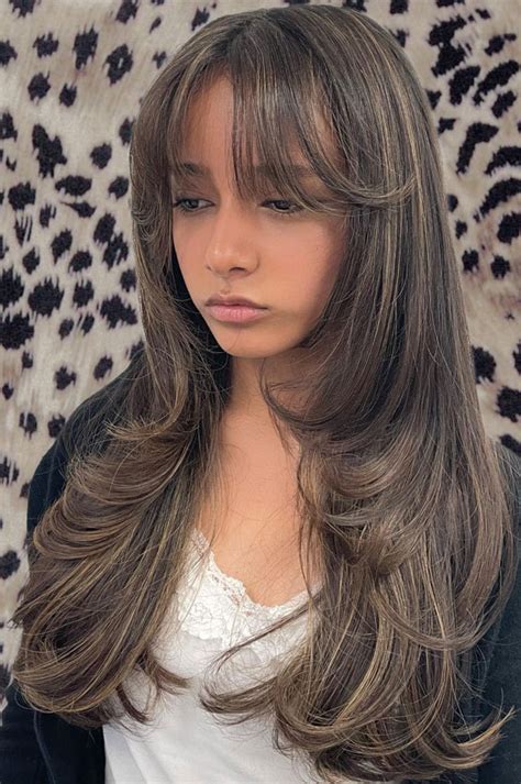 Trendy Ways To Wear Curtain Bangs Thick Hair Layered Cut With