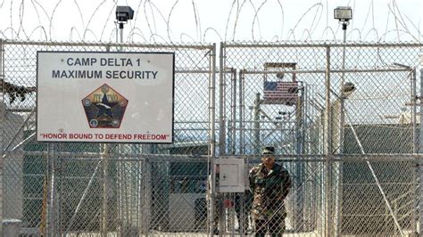 Guantanamo Bay Us In Largest Detainee Transfer Under Obama Bbc News