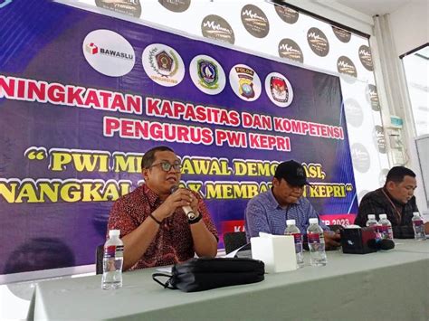 Pengurus Pwi Kepri Gelar Rapat Kerja Tahun