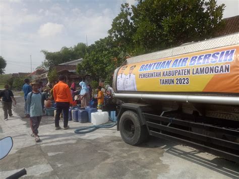 Distribusikan Air Bersih Ke Beberapa Wilayah Yang Terdampak Kekeringan