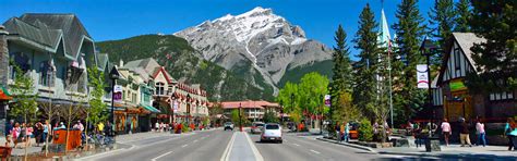 Small Group Tours in Canada | Canadian Rockies & Maritimes