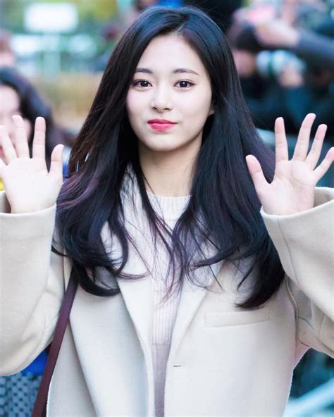 Twice Tzuyu 주자유さんのinstagram写真・2018年11月24日 1815 Gadis Cantik Gadis