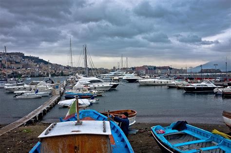 Meteo Napoli Le Previsioni Del 7 Maggio Qualche Nube Al Mattino E