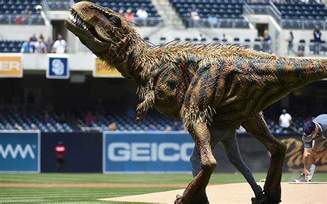 Dinosaur Pitch Friday Funnies For May 16 2014 ESPN