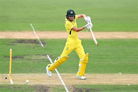 Meg Lanning punches square through the off side | ESPNcricinfo.com