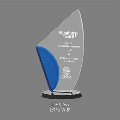 Employee Recognition Awards Size: Different Available at Best Price in ...