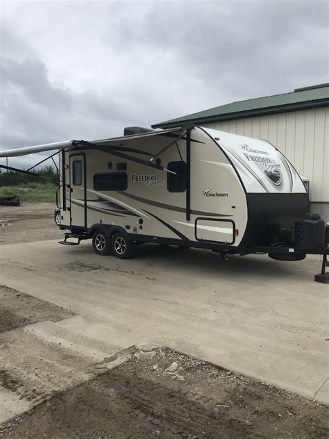 2017 Coachmen 192rbs Freedom Express Travel Trailer Rental In Paola Ks