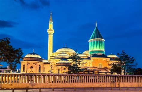 Premium Photo Mevlana Museum The Mausoleum Of Rumi In Konya Turkey