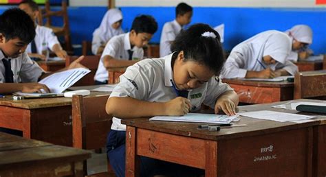 Soal Dan Kunci Jawaban Latihan US Dan UN SMP 2018 Paling Lengkap