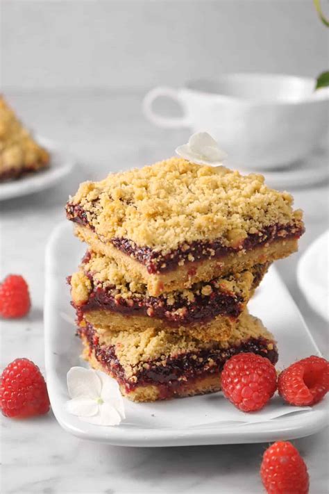 Buttery Raspberry Oatmeal Crumble Bars Bakers Table