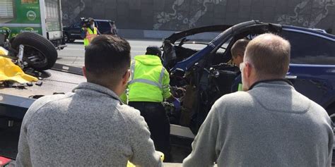 Un Tesla Model X Envuelto En Un Trágico Accidente En California