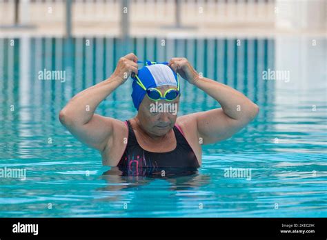 Mature Woman In Swimming Pool Hi Res Stock Photography And Images Alamy