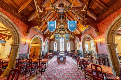 Reservations Now Available For Breakfast And Lunch At Akershus Royal