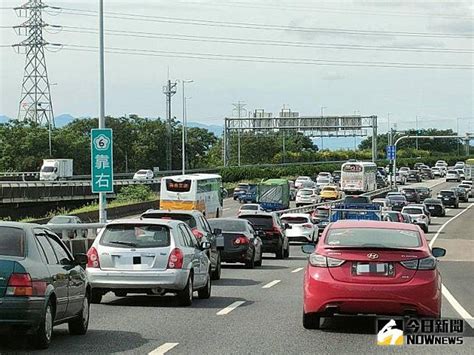 國道明進入北返尖峰！國五從10點塞到深夜 Nownews 今日新聞 Line Today