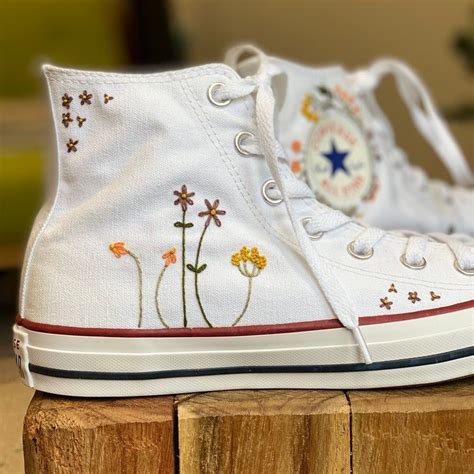 Converse Altas Con Flores Bordadas Etsy Espa A Embroidery Shoes