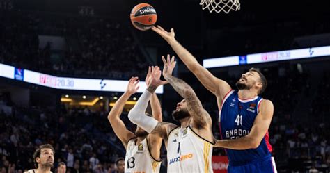 Ante Zizic Posts A Huge Double Double In Anadolu Efes Win Eurohoops