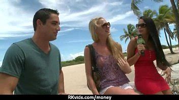 Amateur Cutie Paying The Rent XVIDEOS