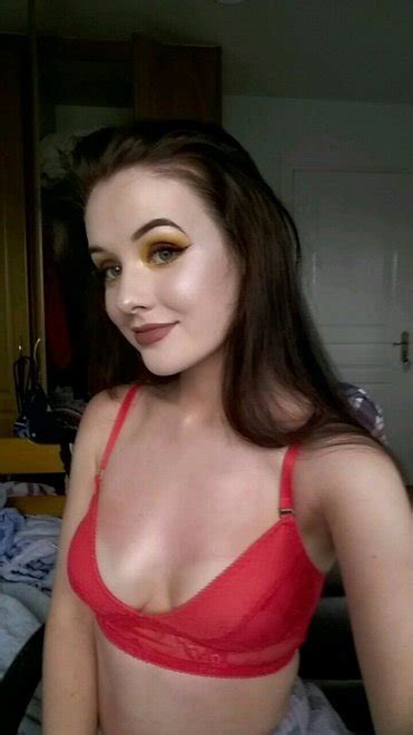 Hair Lip Shoulder Beauty Chest Porn Pic