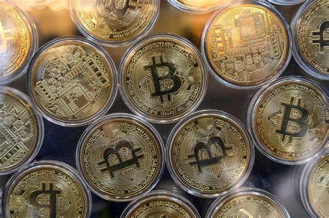 Bitcoin Violente Chute Pour La Cryptomonnaie Qui Passe Sous La Barre