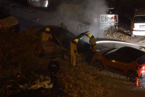 Foto Izgorio Audi Na Grbavici Velika Teta Na Automobilu Crna Hronika