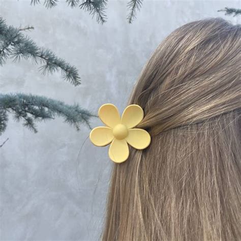 Store Flower Hairclips Supers Te Blomsterclips Til Ha I H Ret By Fie