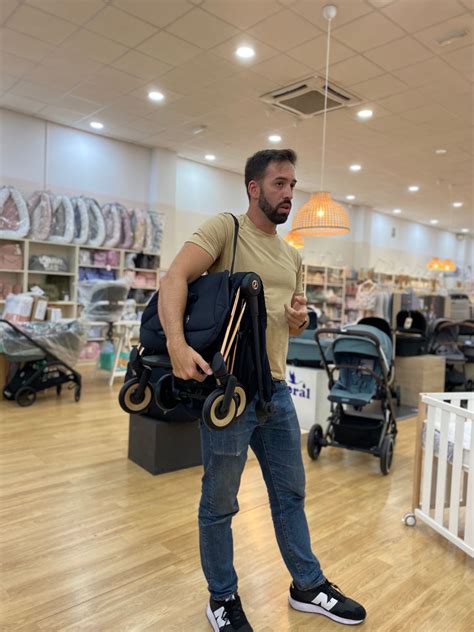 Silla de paseo ligera Cybex Coya