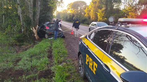 Jovem De Anos Morre Em Acidente Na Br Em Panambi Stereo Vale