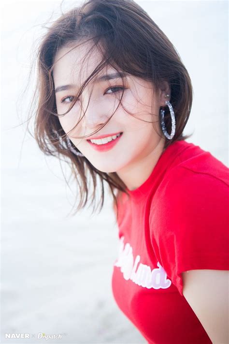 Những cô nàng hot nhất trong các girlgroup vì thái độ Hết bị tố diễn hời hợt lại đến lườm nguýt