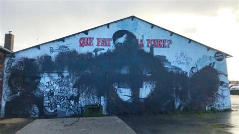 Cerveaux Non Disponibles On Twitter A Nantes La Fresque En Hommage