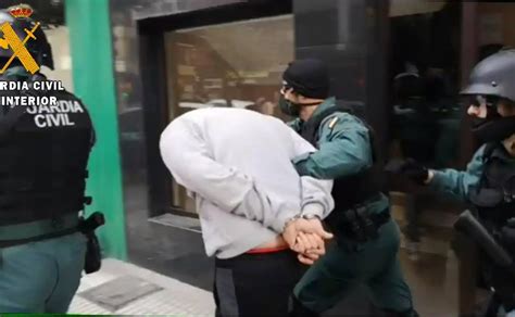 El Detenido En Gij N Acusado De Un Robo Con Violencia E Intimidaci N