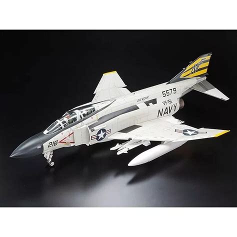 Tamiya Mcdonnell F J Phantom Ii Scale Kit Off