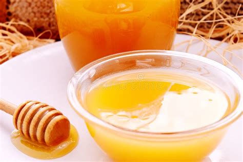 Honey Dripper And Jar Of Honey Stock Photo Image Of Healthy Hexagon