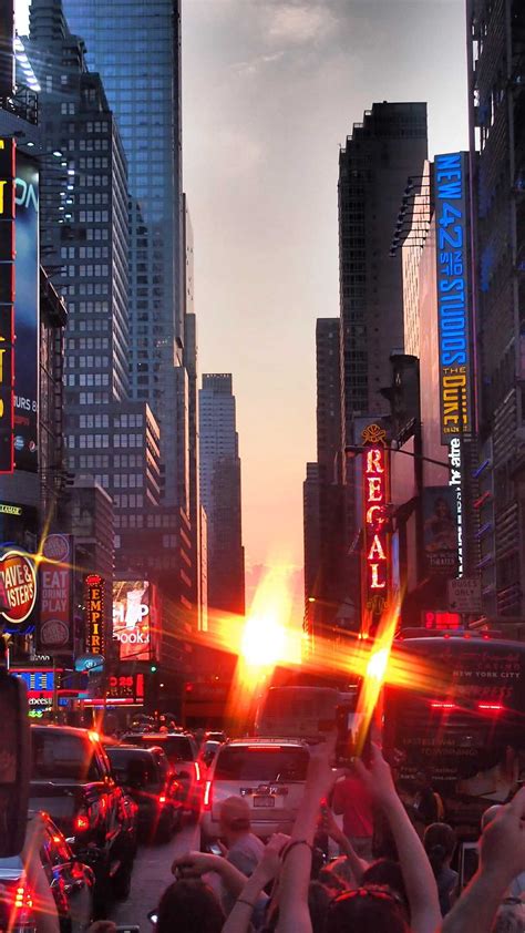 Manhattanhenge Wallpaper - iXpap