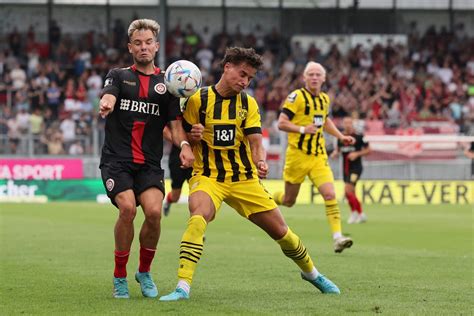 How chance encounter led to Hugo Bueno ending up at Wolves and brother ...