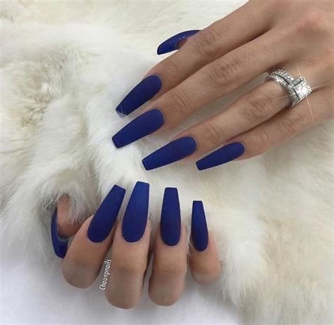 Pin De Daniela Torres Lomeli En Manicura De Uñas Uñas Azul Mate Uñas