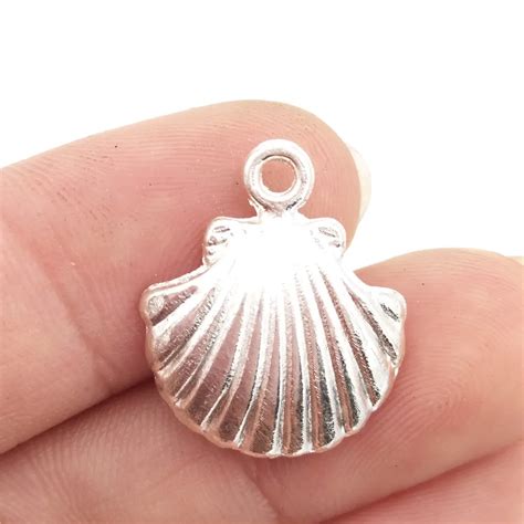 BULK 30 Zinc Alloy Beach Theme Sea Shell Charms Silver Plated Crafts