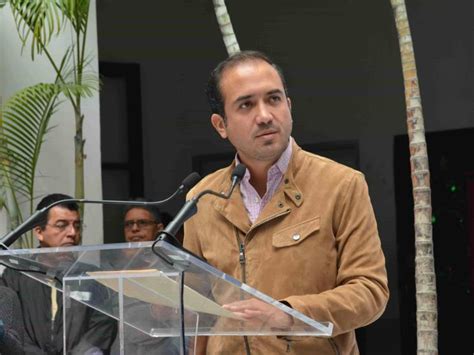 Denuncian por desvío de 13 mdp a alcalde de Veracruz