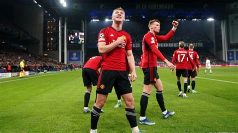 Manchester United vs. Luton, por la fecha 12 de la Premier League