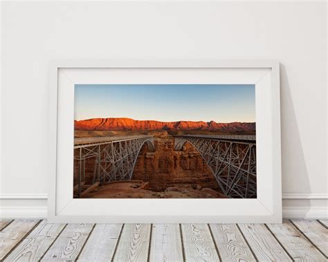 Puente Navajo al atardecer Cañón de mármol Impresión Fotografía de