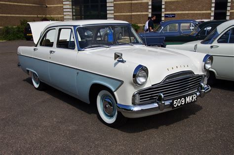 Ford Zodiac Mkii E Lowline Saloon In Ford L Flickr