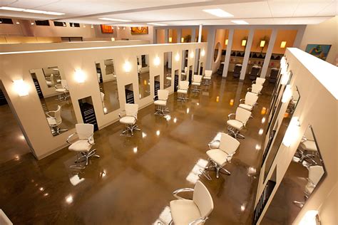 Modern Beauty Salon Interior Design