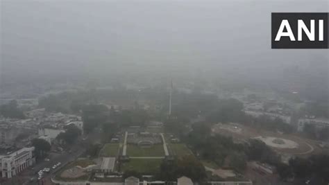 North India Shivers Dense Fog Cold Wave Sweep Across Delhi Ncr