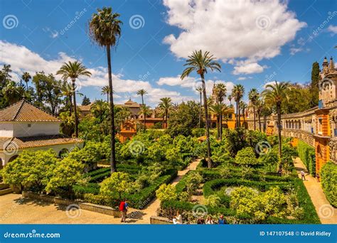 En Mayo De 2019 Jardines Reales Del Alcazar En Sevilla Andaluc A Espa A