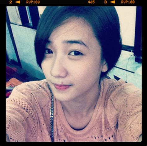 Bức ảnh đầu tiên trên Instagram của các hot girl Việt nổi tiếng trông như thế nào