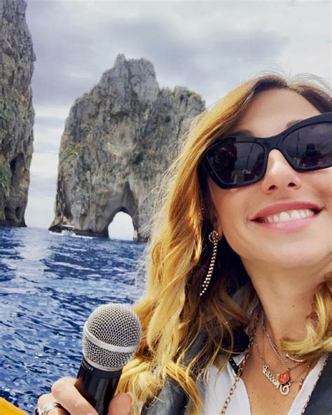 Alessia Crocifoglio Guida Turistica Di Napoli